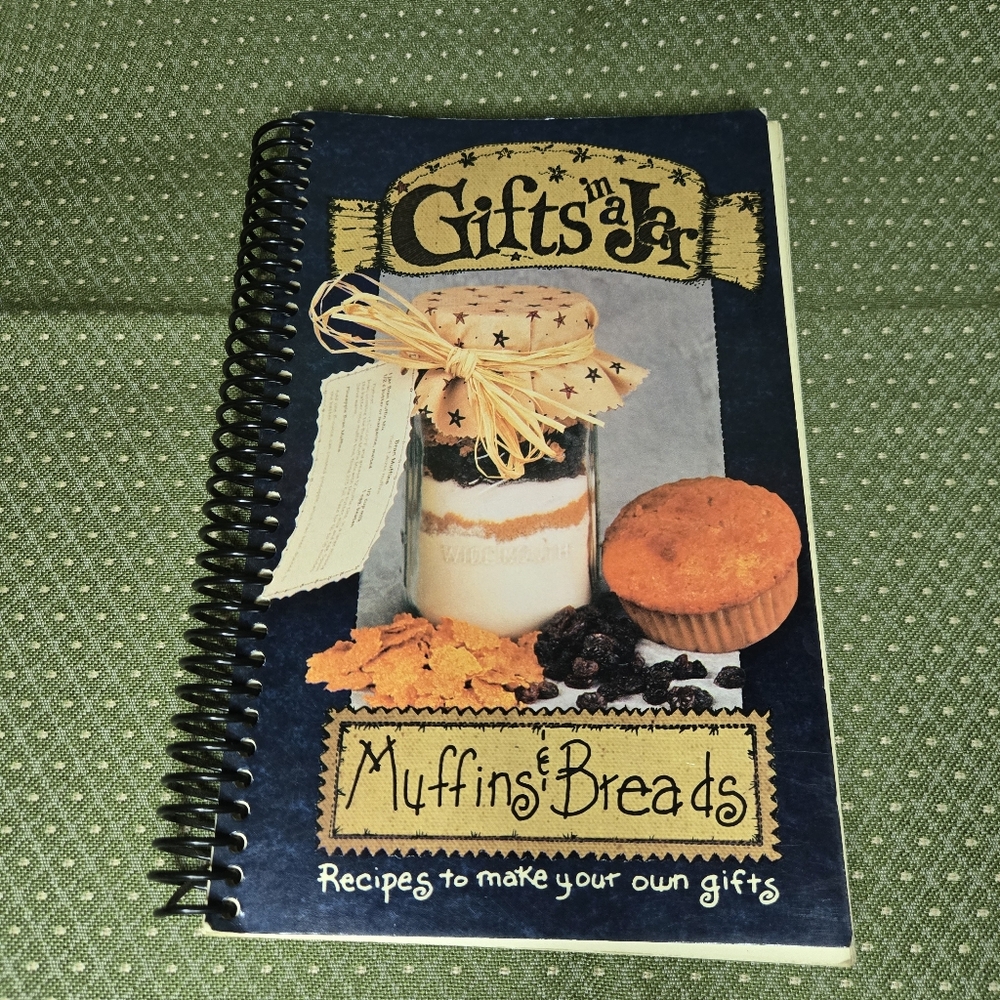 Muffins & Breads Gifts in a Jar Cookbook